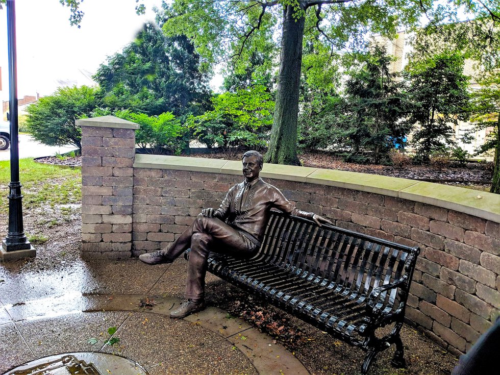 The Fred Rogers Statue in James H. Rogers Park.jpg