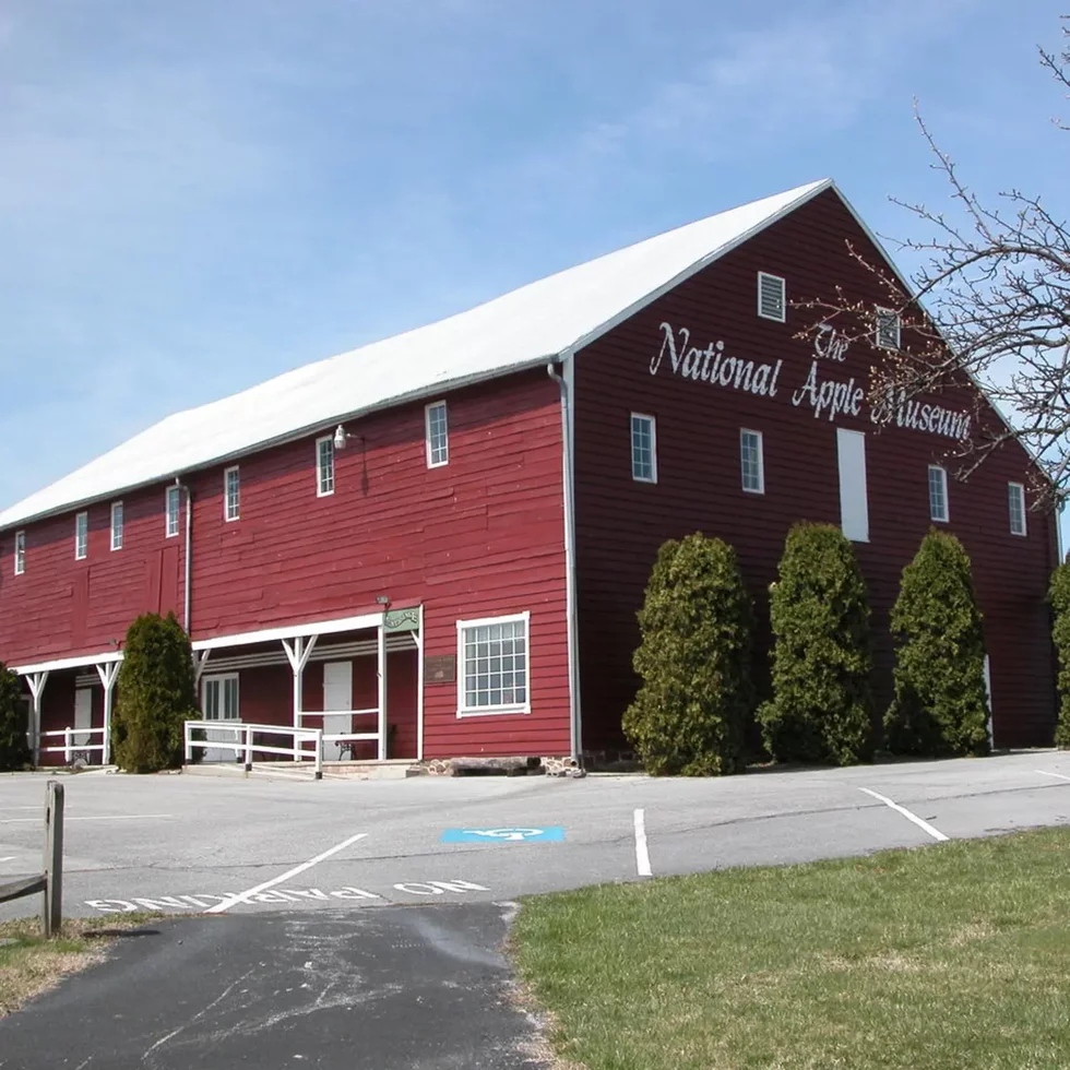 natioanl apple museum (visit cumberland valley).webp