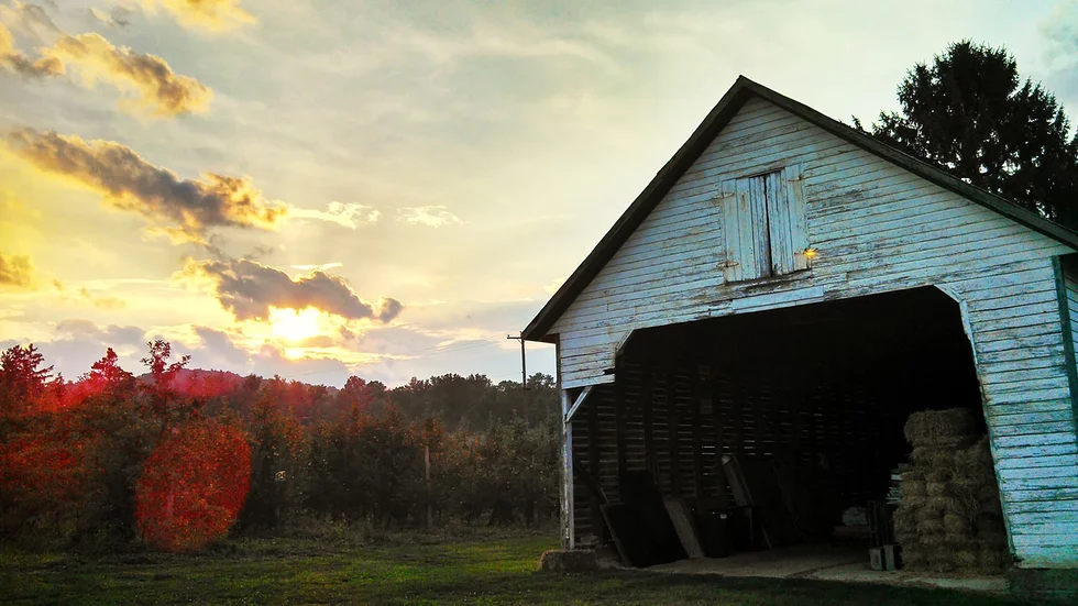 historic round barn 4.webp